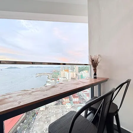 The Shore Cbd Kota Kinabalu By Laxzone Suite